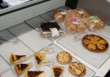 Landudal-commerce-interieur-patisserie