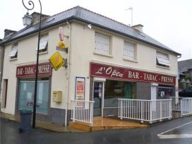 Monteneuf bar
