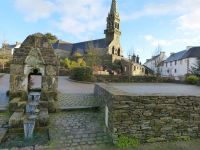 Motreff-eglise-depuis-place-mairie