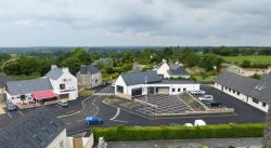 Plouegat-place-vue-d-en-haut